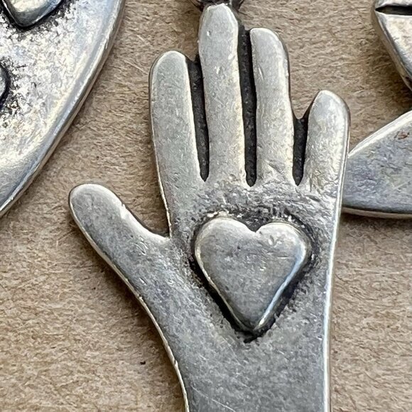 Sundance $538 NEW 7.5” Heart Hand Hat Silver Double Link Charm Handmade Bracelet - Picture 9 of 15